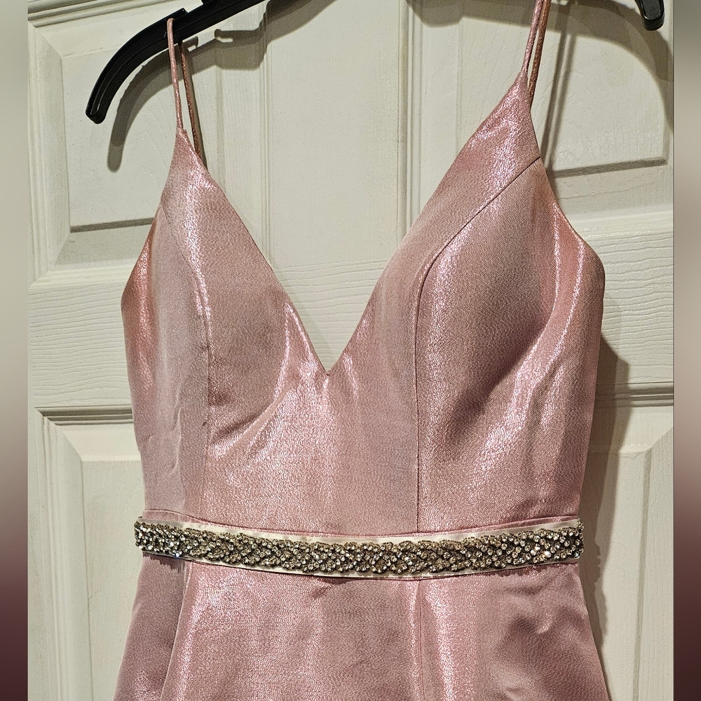 JOVANI GOWN - Picture 2 of 3